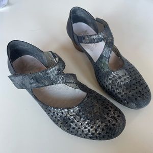 Womens Rieker shoes size 37
